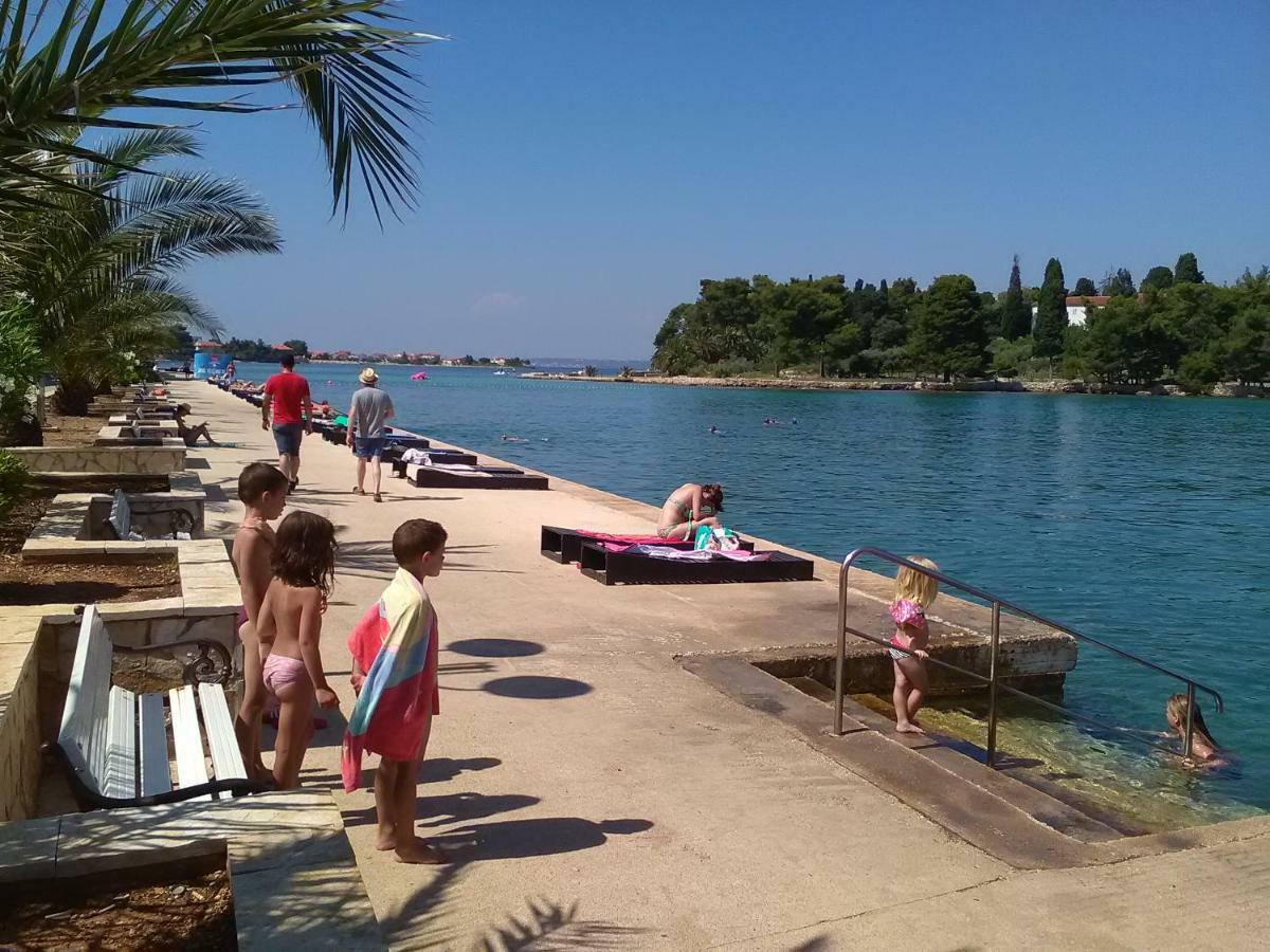 Вилла Podvrsina1A Rosa Преко Экстерьер фото